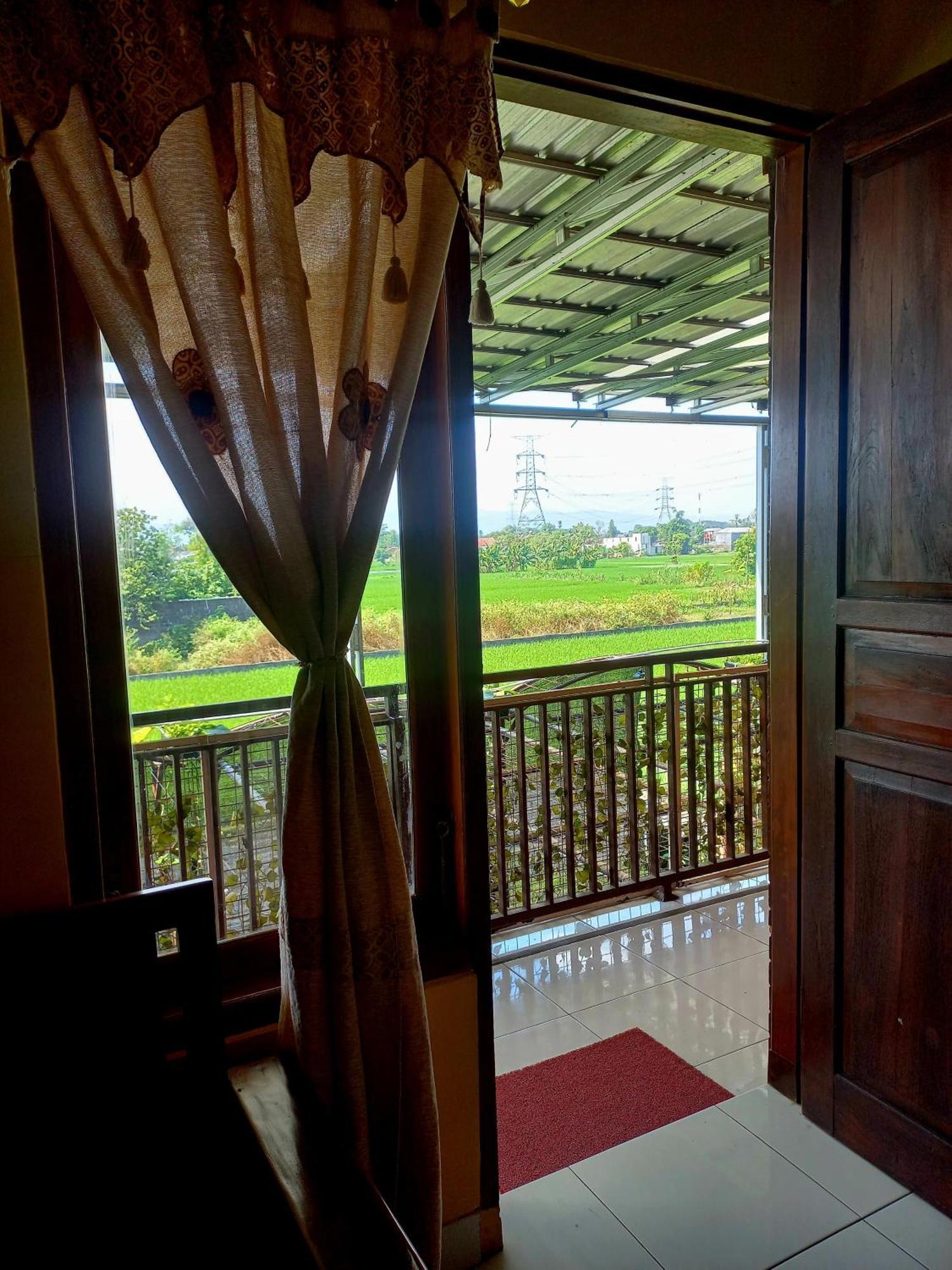 Hotel Omah Cepit Exterior photo